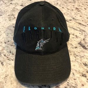 Florida Marlins Miami black hat vintage